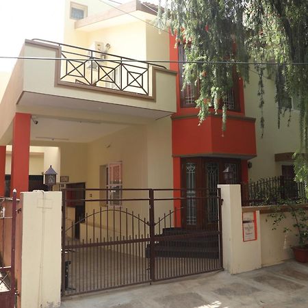 Hotel Ushta Te - Happiness To Thee Bangalore Esterno foto